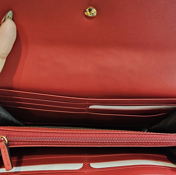 Gucci Sylvie Continental Red Leather Wallet - Picture 5 of 10
